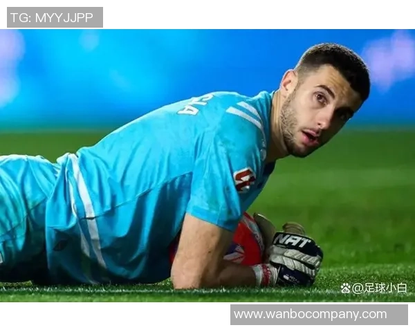 加西亚赛场表现出色收获12分感谢父亲的支持与鼓励希望他为我感到骄傲